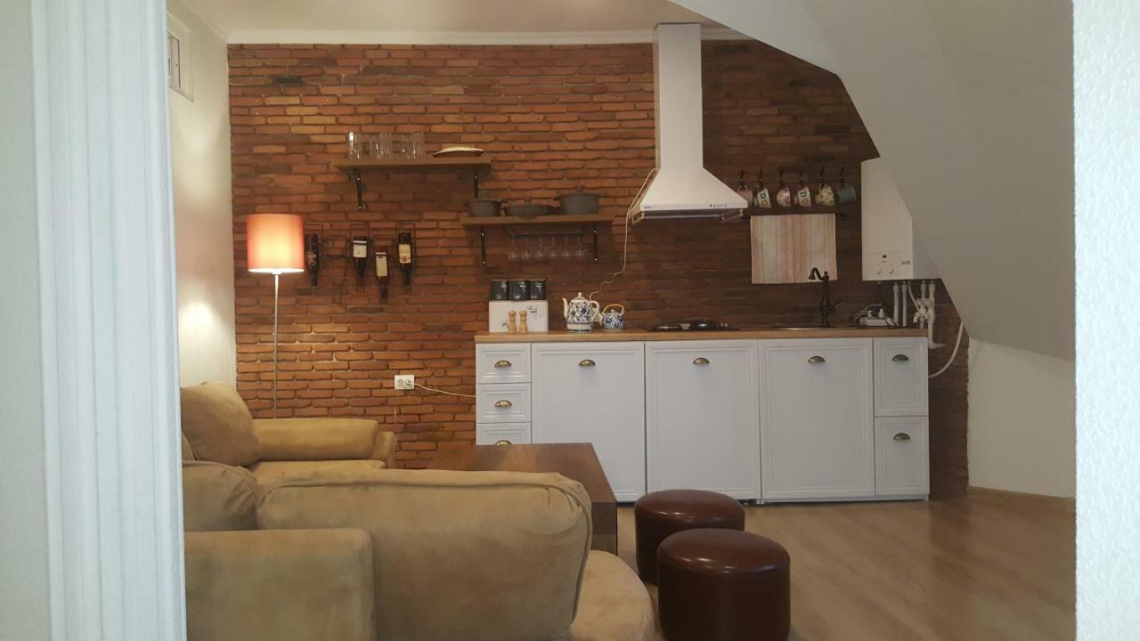 Karlsson Borjomi Apartment. Esterno foto
