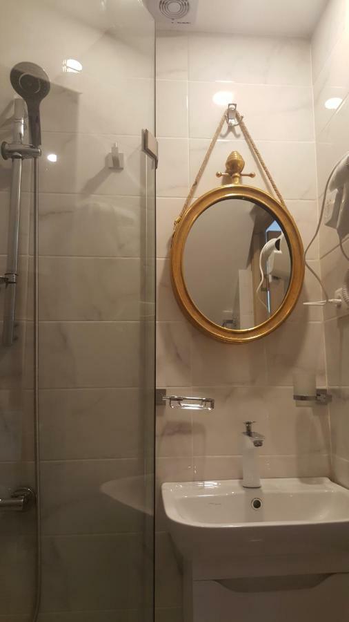 Karlsson Borjomi Apartment. Esterno foto
